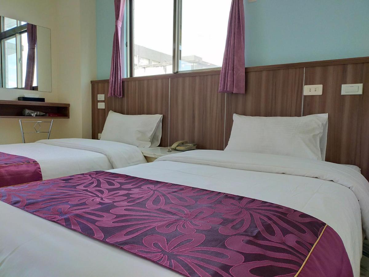 陶陶居商旅 Tautauchu Hotel Хуалянь Екстер'єр фото
