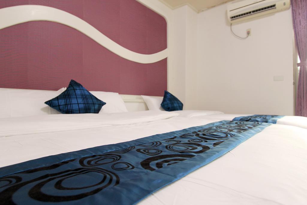 陶陶居商旅 Tautauchu Hotel Хуалянь Екстер'єр фото