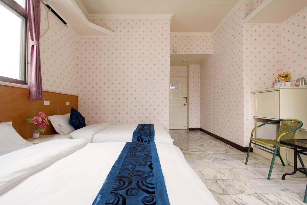 陶陶居商旅 Tautauchu Hotel Хуалянь Екстер'єр фото