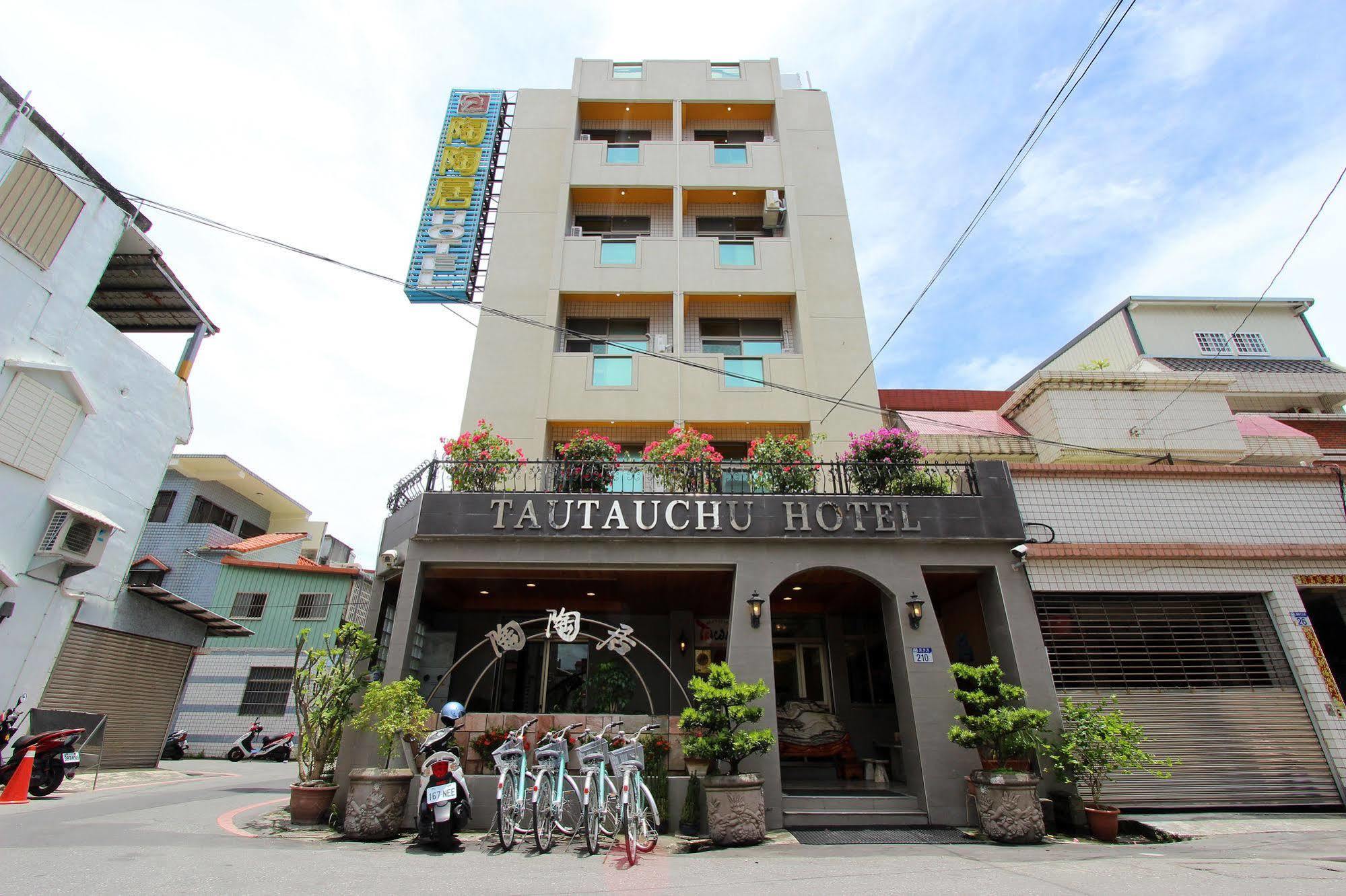 陶陶居商旅 Tautauchu Hotel Хуалянь Екстер'єр фото